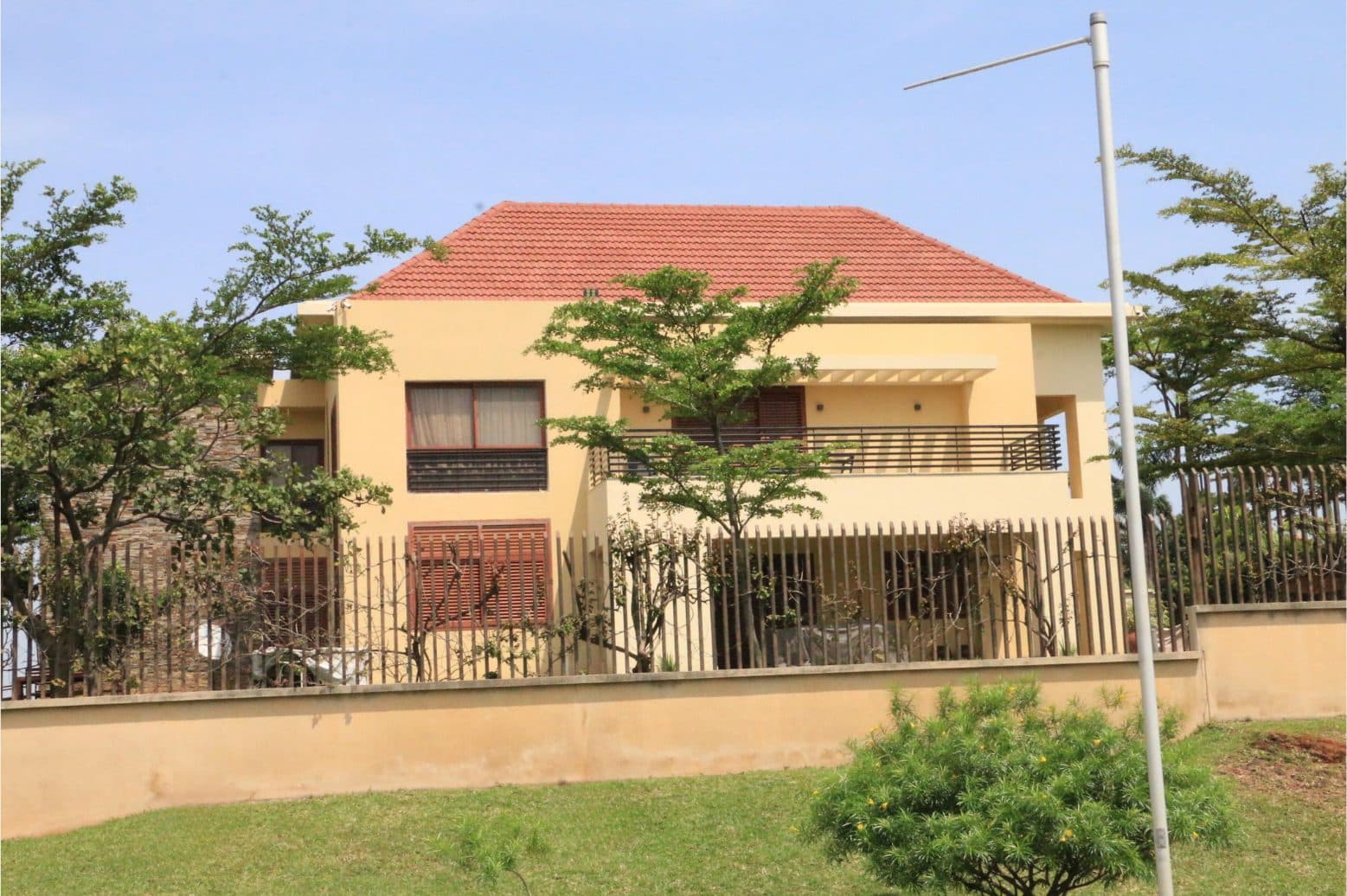 Sunrise Hills large duplex